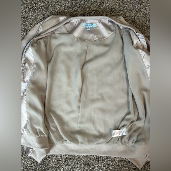 She + Sky lightweight silvery sheen fashion glam jacket size small - Picture 2 of 9